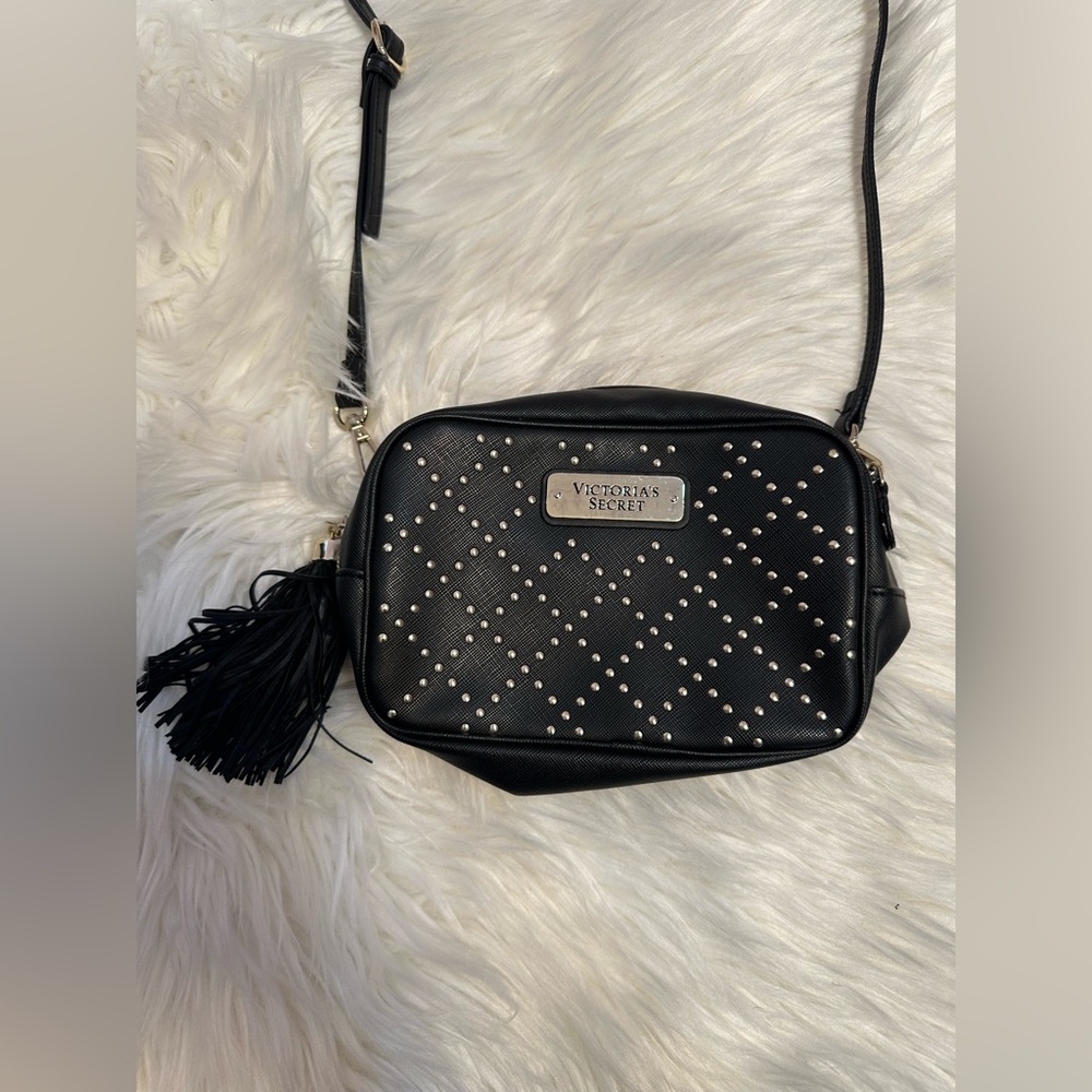 Victoria’s Secret Purse B3?